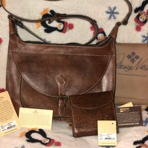 🥰Beautiful, NWT Patricia Nash purse and wallet 🥰